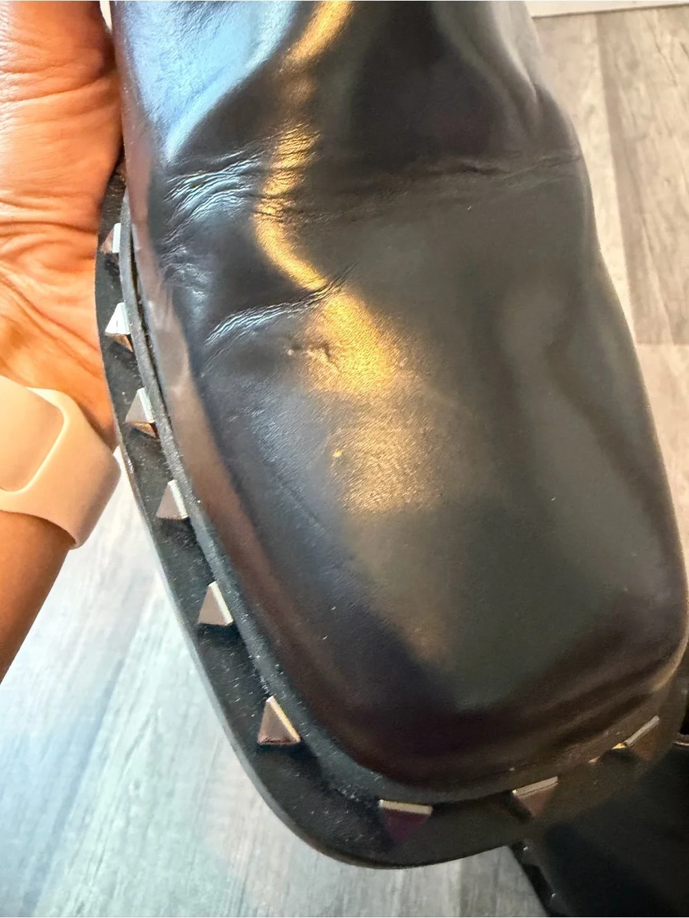VALENTINO GARAVANI rockstud leather boots
